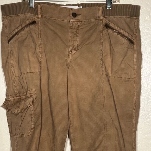 Sonoma Womens Cargo Pants Size 16 Khaki Light Brown Comfortable Elastic Waist - Picture 7 of 16